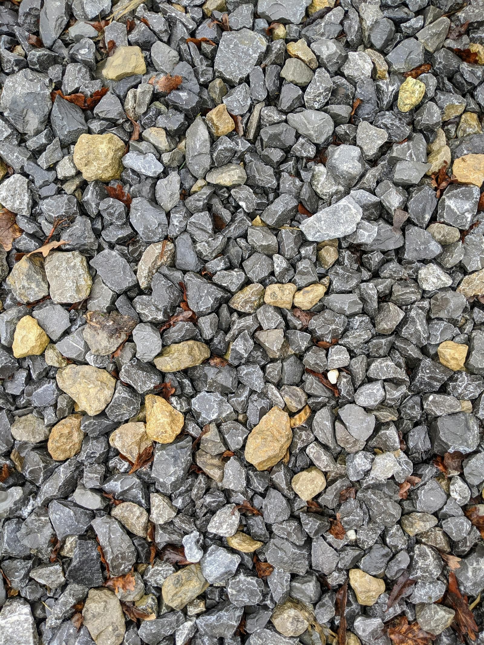 Crushed recycled aggregate